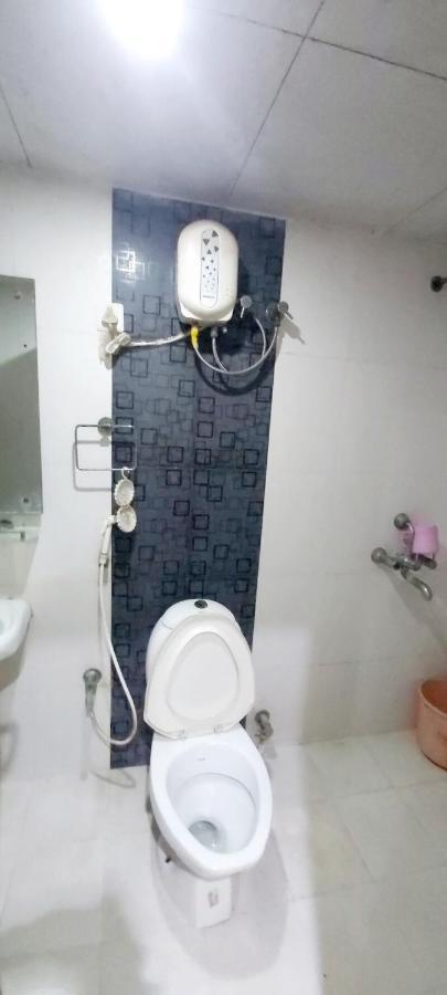 Spot On 80624 Hotel Niladri Complex Puri Zewnętrze zdjęcie