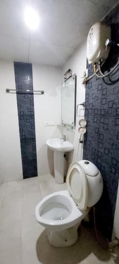 Spot On 80624 Hotel Niladri Complex Puri Zewnętrze zdjęcie